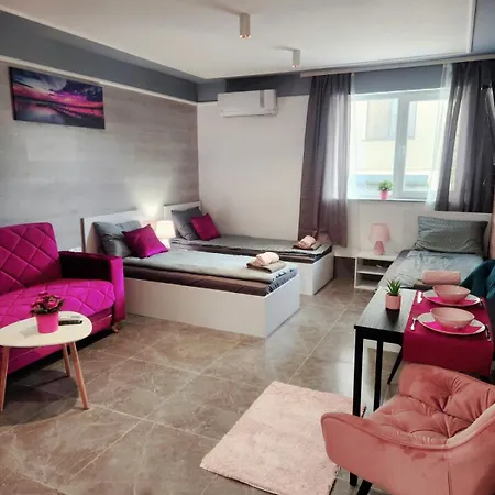 Continental 3 Apartment *